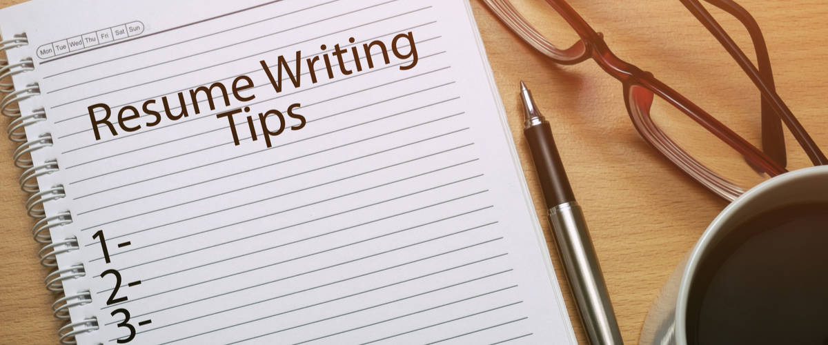 Checklist for Resume Writing: 17 Tips for Success